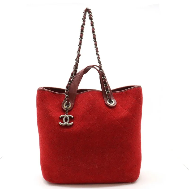 Chanel Matelassé  Wool Tote Bag (Pre-Owned)