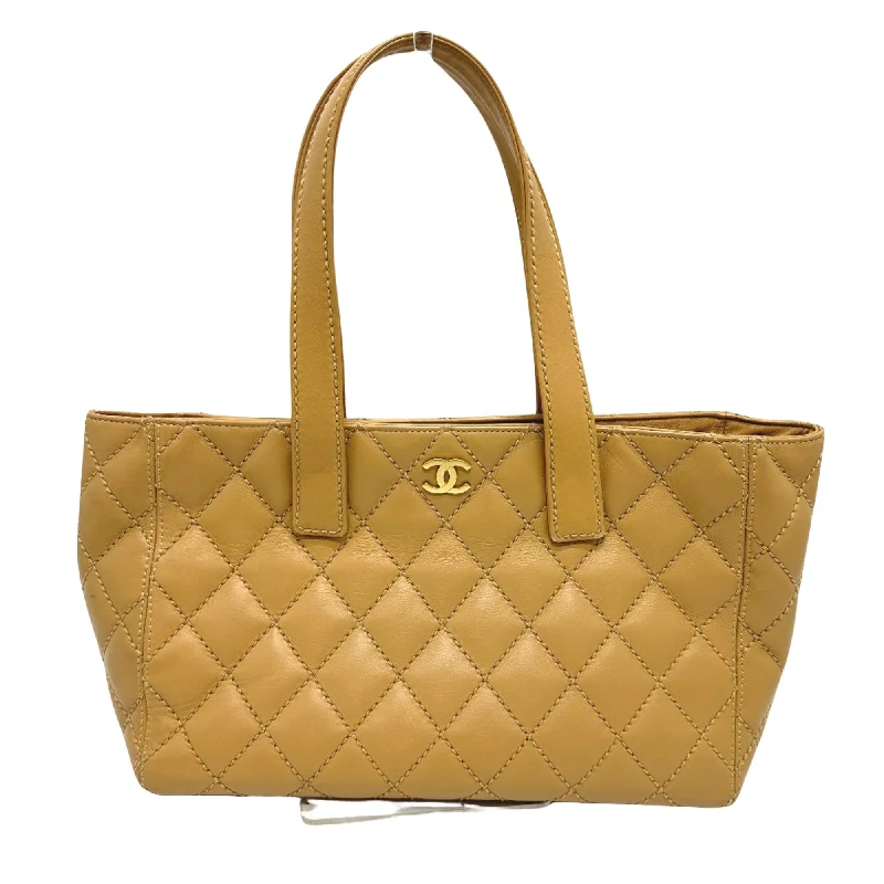 Chanel Wild Stitch  Leather Tote Bag (Pre-Owned)