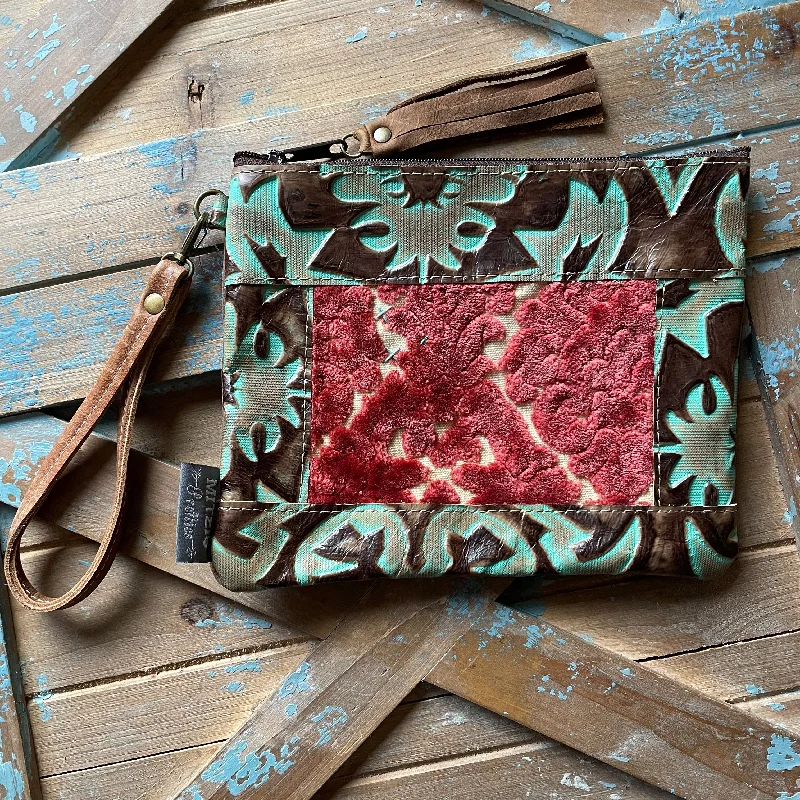 SHIPS TODAY Vintage Velvet & Leather Wristlet