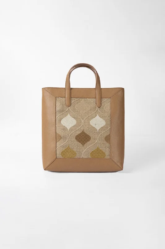 Tuberose-Beige Leather Tote Bag